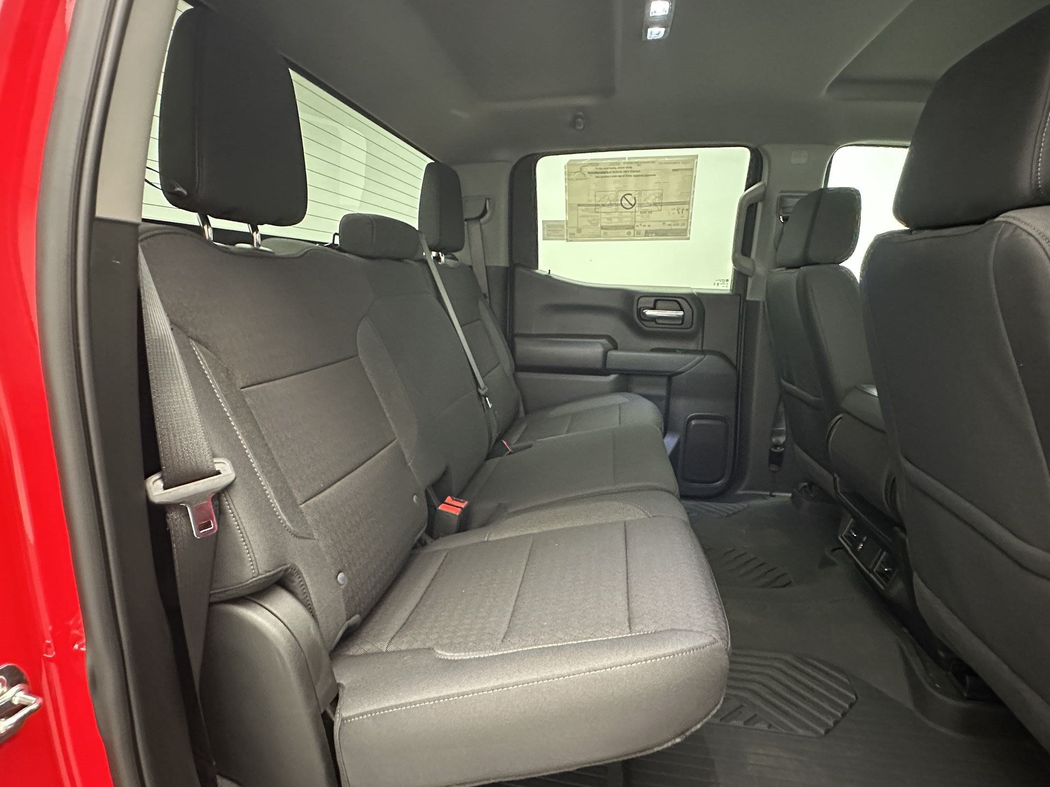 Certified 2026 Chevrolet Silverado 1500 Custom Trail Boss w/ Dark Appearance Package AWD/4WD image 28