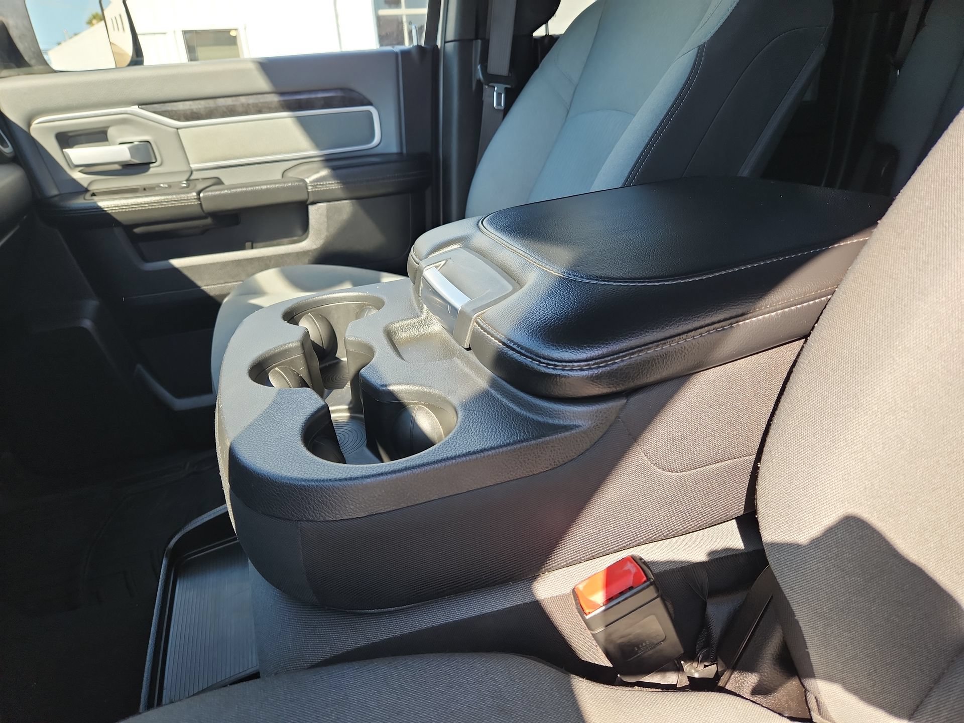 Certified 2022 RAM 2500 Big Horn AWD/4WD image 21