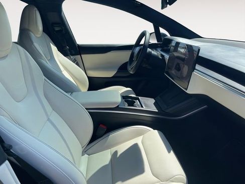 Used 2024 Tesla Model X Plaid AWD/4WD image 15