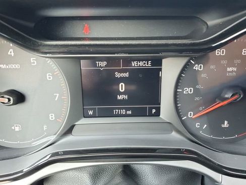 Certified 2024 Chevrolet Trax LS FWD image 24
