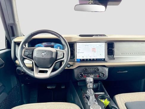 Certified 2025 Ford Bronco Big Bend image 24