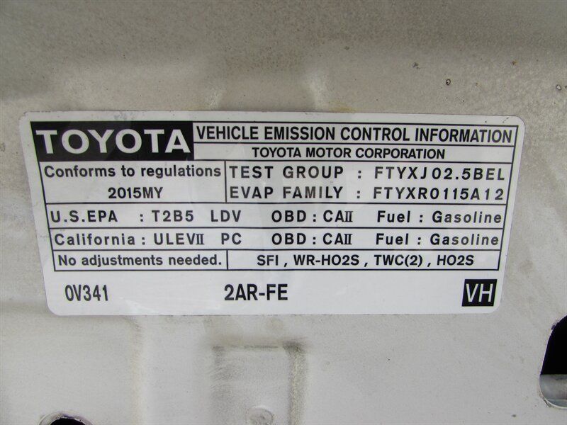 Used 2015 Toyota Camry SE w/ Moonroof Package FWD image 34