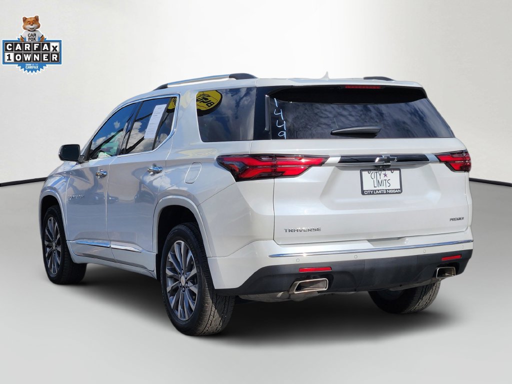 Used 2023 Chevrolet Traverse Premier FWD image 5