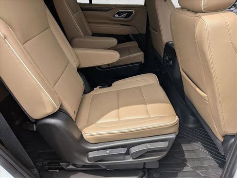 Used 2021 Chevrolet Tahoe Premier RWD image 28