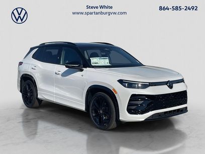 New 2026 Volkswagen Tiguan SE R-Line