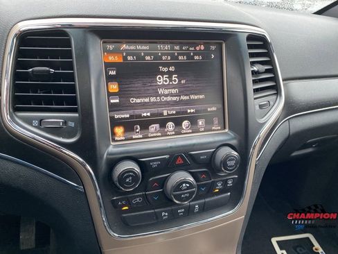 Used 2015 Jeep Grand Cherokee Limited w/ Trailer Tow Group IV image 20