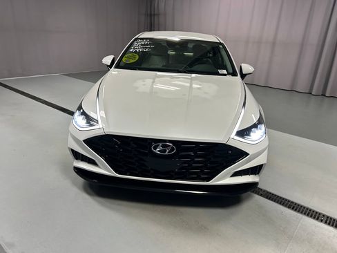 Used 2022 Hyundai Sonata SEL FWD image 2