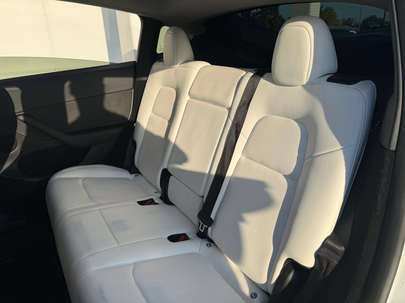 Used 2024 Tesla Model Y Long Range AWD/4WD image 15
