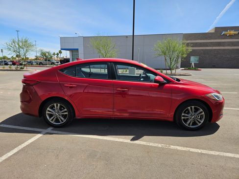 Used 2018 Hyundai Elantra SEL FWD image 6