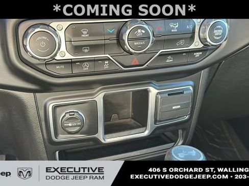 Used 2022 Jeep Wrangler Unlimited Sport AWD/4WD image 16