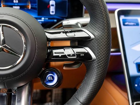 Used 2025 Mercedes-Benz S 63 AMG S w/ Rear Seat Package image 36