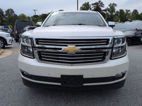 Used 2015 Chevrolet Suburban LTZ RWD image 9