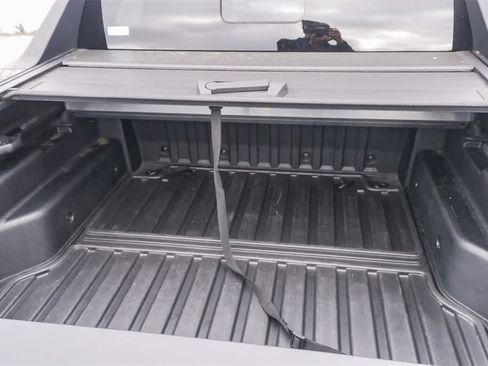 Used 2023 Hyundai Santa Cruz Limited image 25