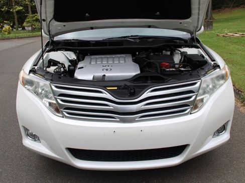 Used 2009 Toyota Venza AWD image 20
