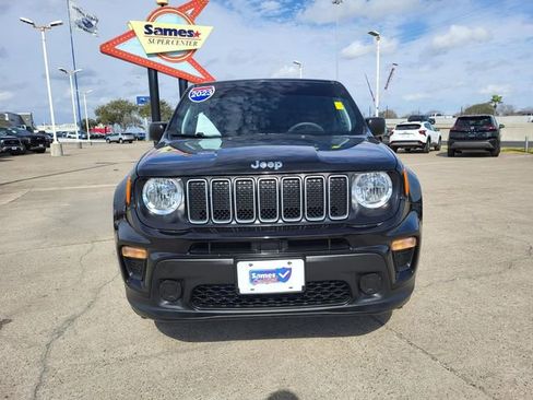 Used 2023 Jeep Renegade Latitude image 20