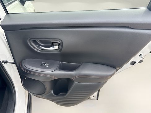 Used 2023 Honda HR-V Sport image 28