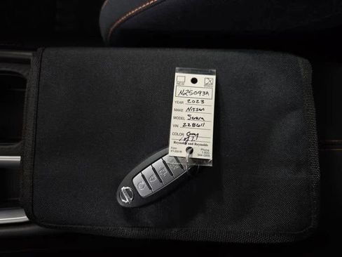 Used 2023 Nissan Sentra SR w/ Trunk Package image 40