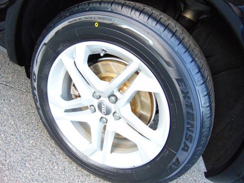 Used 2018 Audi Q5 2.0T Premium image 57