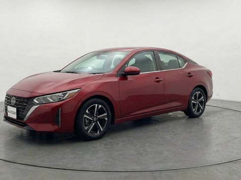 Used 2025 Nissan Sentra SV FWD image 3