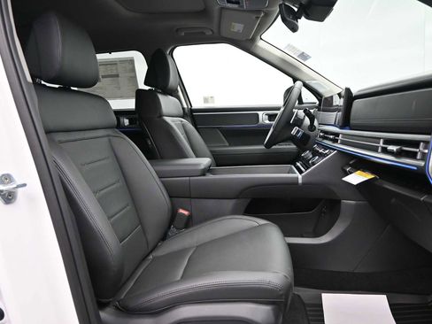 New 2026 Hyundai Santa Fe Limited image 9