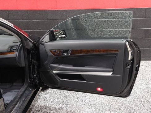 Used 2013 Mercedes-Benz E 350 4MATIC Coupe image 39