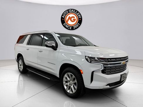 Used 2023 Chevrolet Suburban Premier AWD/4WD image 1