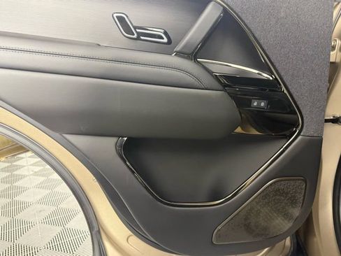 New 2025 Land Rover Range Rover Sport Autobiography AWD/4WD image 23