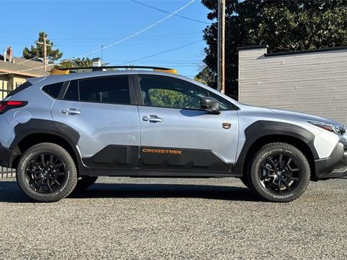 Used 2025 Subaru Crosstrek 2.5i Wilderness w/ Wilderness Package image 4