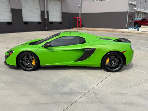 Used 2015 McLaren 650S Spider RWD image 9