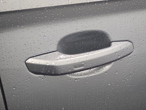 Used 2023 Audi Q5 2.0T Premium w/ Convenience Package image 31