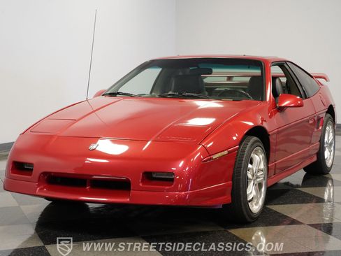 Used 1987 Pontiac Fiero GT RWD image 19