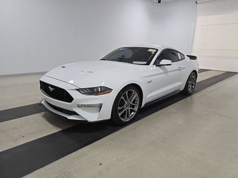 Used 2018 Ford Mustang GT Premium w/ Equipment Group 401A RWD image 1