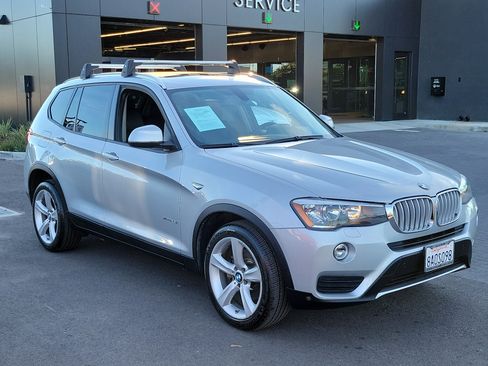 Used 2017 BMW X3 xDrive28i image 28