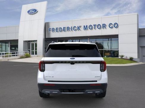 New 2026 Ford Explorer Active image 5