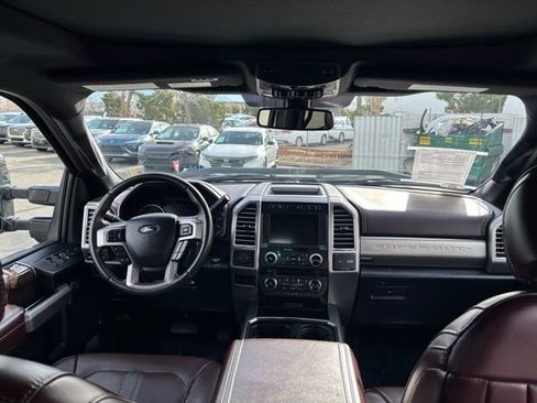 Used 2017 Ford F350 Platinum w/ Platinum Ultimate Package image 28