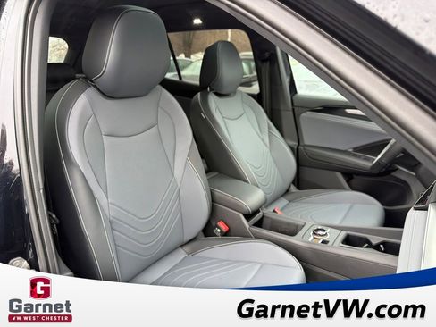 New 2026 Volkswagen Tiguan SE R-Line image 34