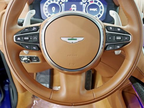 Used 2023 Aston Martin DBX 707 AWD/4WD image 18