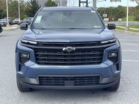 New 2026 Chevrolet Traverse LT w/ Midnight/Sport Edition image 2