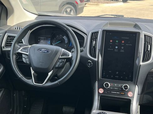 Used 2024 Ford Edge SEL image 19