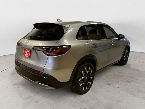 New 2026 Honda HR-V EX-L image 6