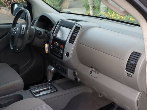 Used 2019 Nissan Frontier SV w/ Value Truck Package image 35