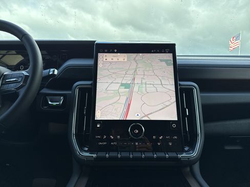 New 2026 GMC Yukon Denali AWD/4WD image 28