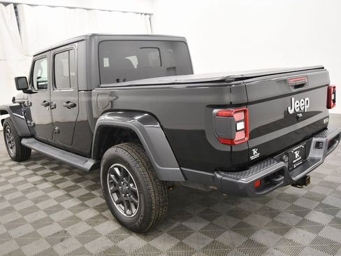 Used 2020 Jeep Gladiator Overland w/ Uconnect 4C Nav & Sound Group image 5