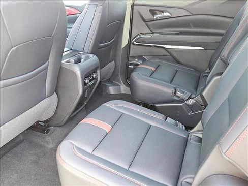 New 2026 Chevrolet Traverse RS image 16