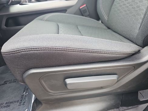 New 2026 RAM 1500 Express AWD/4WD image 18