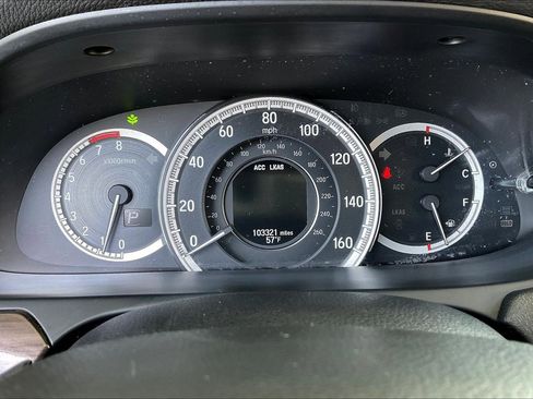 Used 2017 Honda Accord Touring image 14