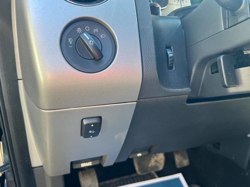 Used 2012 Ford Expedition EL Limited image 21