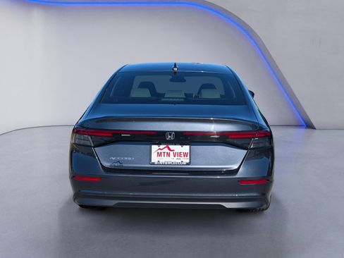 Used 2023 Honda Accord EX image 8