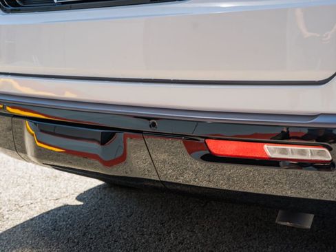 New 2026 Jeep Grand Wagoneer Limited AWD/4WD image 8