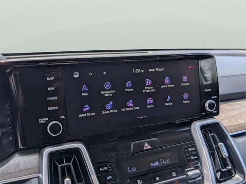 Used 2023 Kia Sorento EX w/ Panoramic Sunroof Package FWD image 16